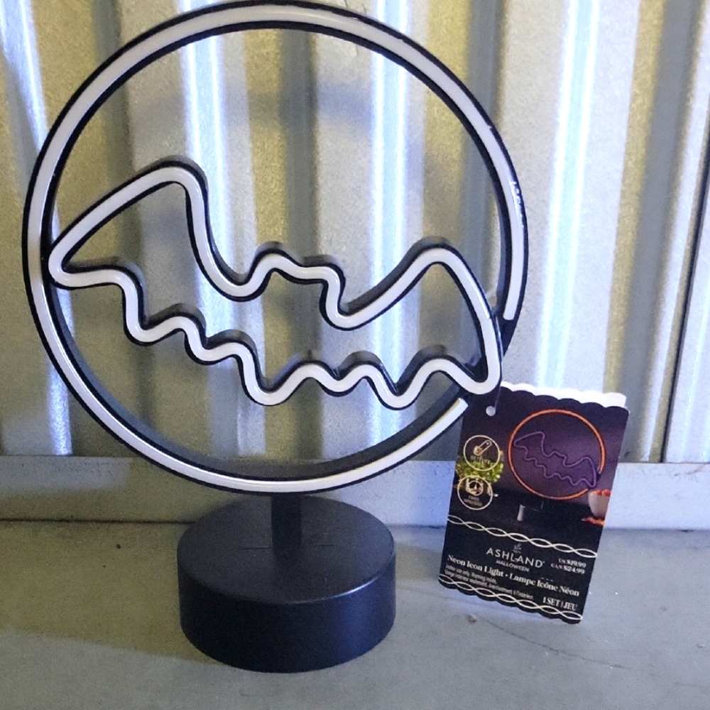 Ashland Bat Neon Light